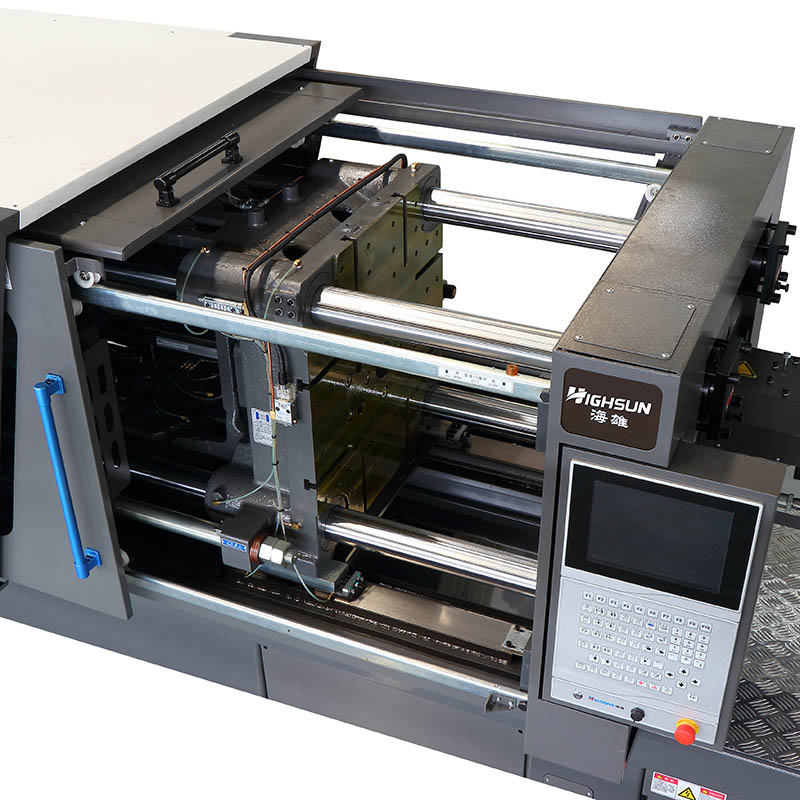 SP300: SP smart power injection molding machine
